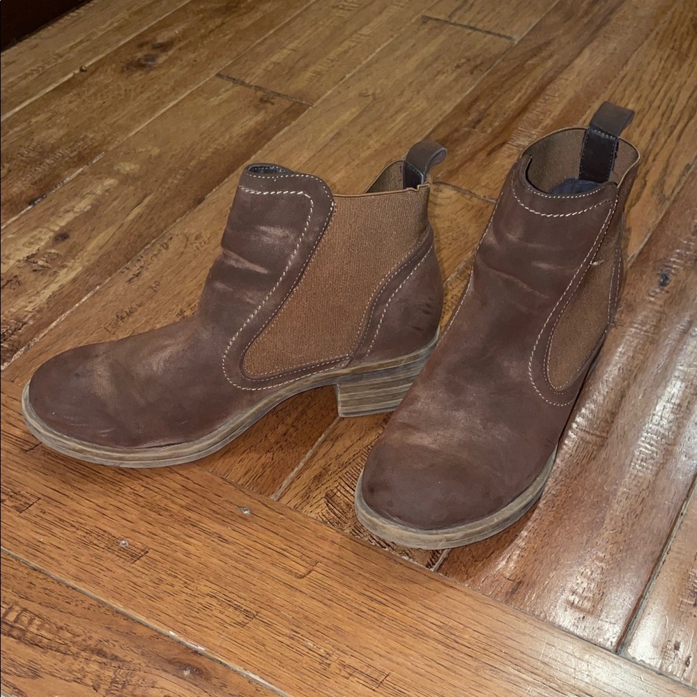 Women’s Brown Leather Ankle Boots